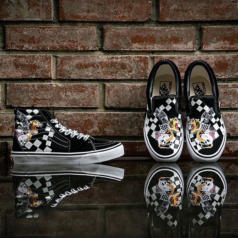 vans japanese typography slip on